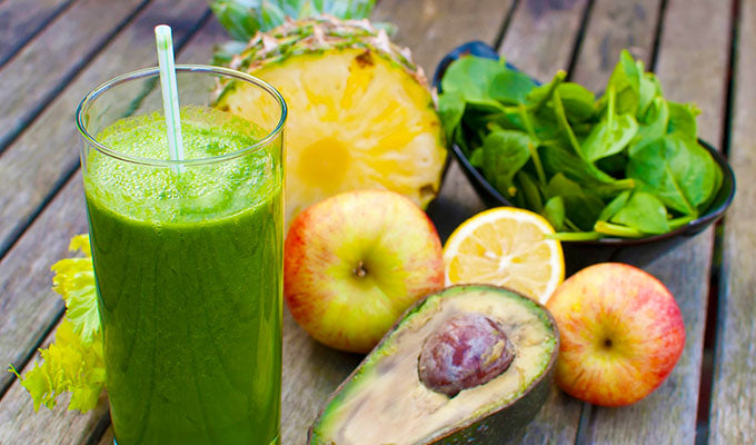 Benefits of Green Smoothies Plus a Bonus Recipe