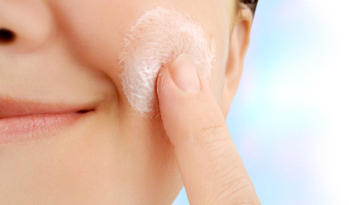 How Moisturizing Works & Why Your Skin Needs It